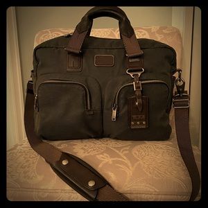 Tumi Alpha Bravo Essential Tote